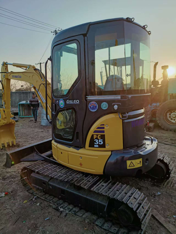 KOMATSU PC35 - حفارة مُصَّغرة: صورة 3 KOMATSU PC35 - حفارة مُصَّغرة: صورة 3