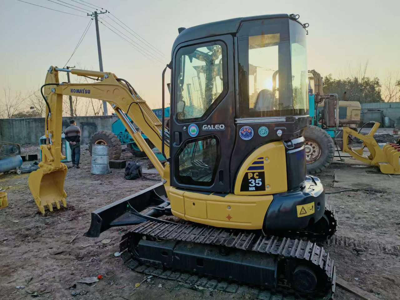 KOMATSU PC35 - حفارة مُصَّغرة: صورة 1 KOMATSU PC35 - حفارة مُصَّغرة: صورة 1