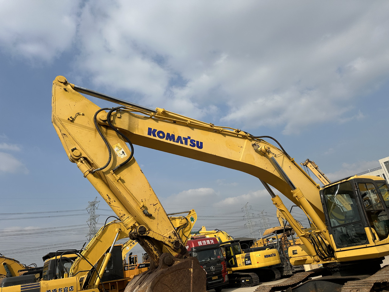 KOMATSU PC400-7 - حفار زحاف: صورة 5 KOMATSU PC400-7 - حفار زحاف: صورة 5