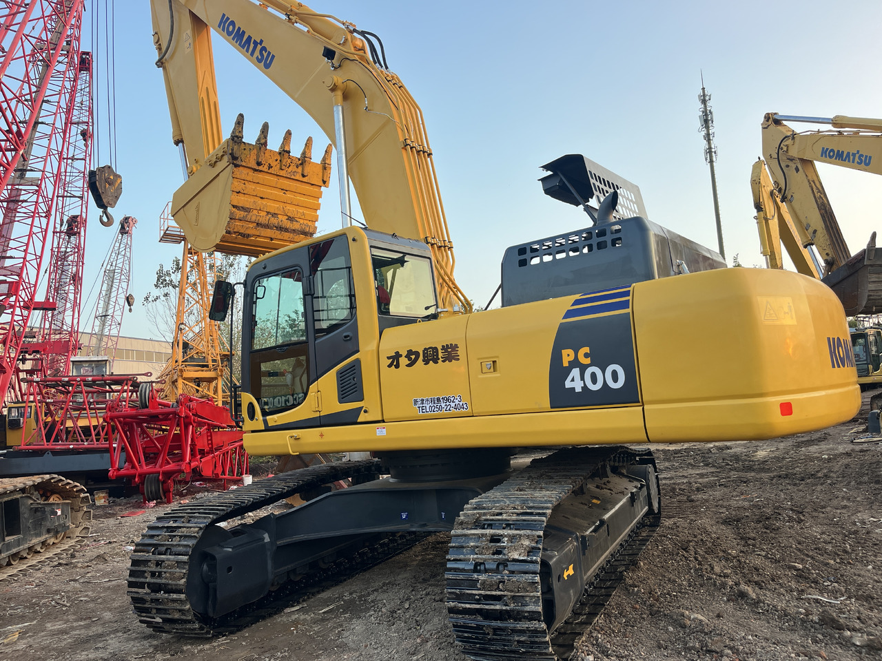 KOMATSU PC400-8R - حفار زحاف: صورة 1 KOMATSU PC400-8R - حفار زحاف: صورة 1