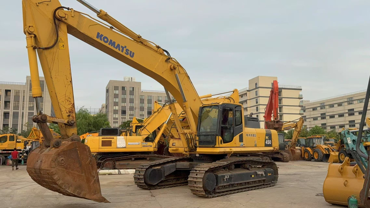 KOMATSU PC450-8 - حفار زحاف: صورة 5 KOMATSU PC450-8 - حفار زحاف: صورة 5