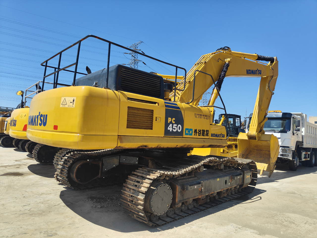 KOMATSU PC450-8 - حفار زحاف: صورة 1 KOMATSU PC450-8 - حفار زحاف: صورة 1