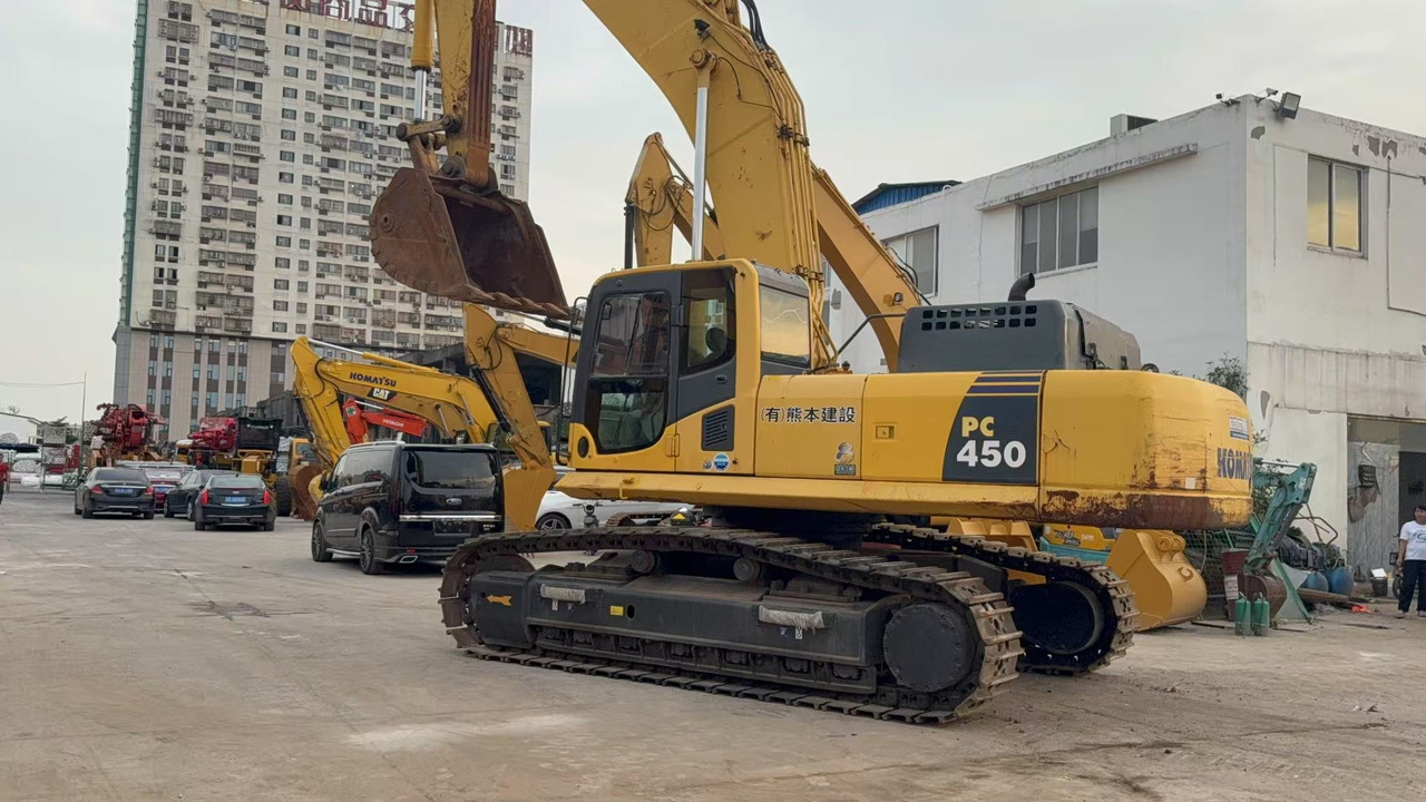 KOMATSU PC450-8 - حفار زحاف: صورة 1 KOMATSU PC450-8 - حفار زحاف: صورة 1