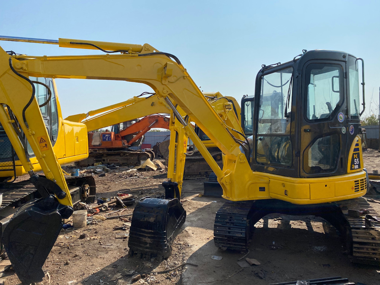 KOMATSU PC55MR - حفار زحاف: صورة 2 KOMATSU PC55MR - حفار زحاف: صورة 2
