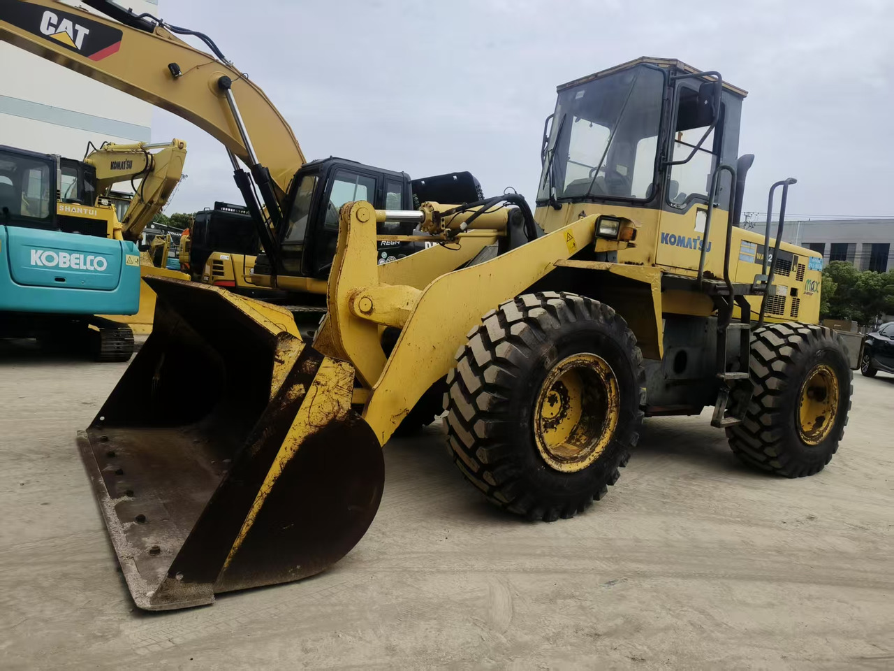 KOMATSU WA320-3 - اللودر بعجل: صورة 3 KOMATSU WA320-3 - اللودر بعجل: صورة 3