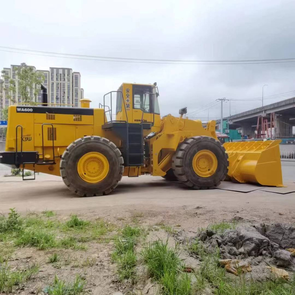 KOMATSU WA600-3 - اللودر بعجل: صورة 4 KOMATSU WA600-3 - اللودر بعجل: صورة 4