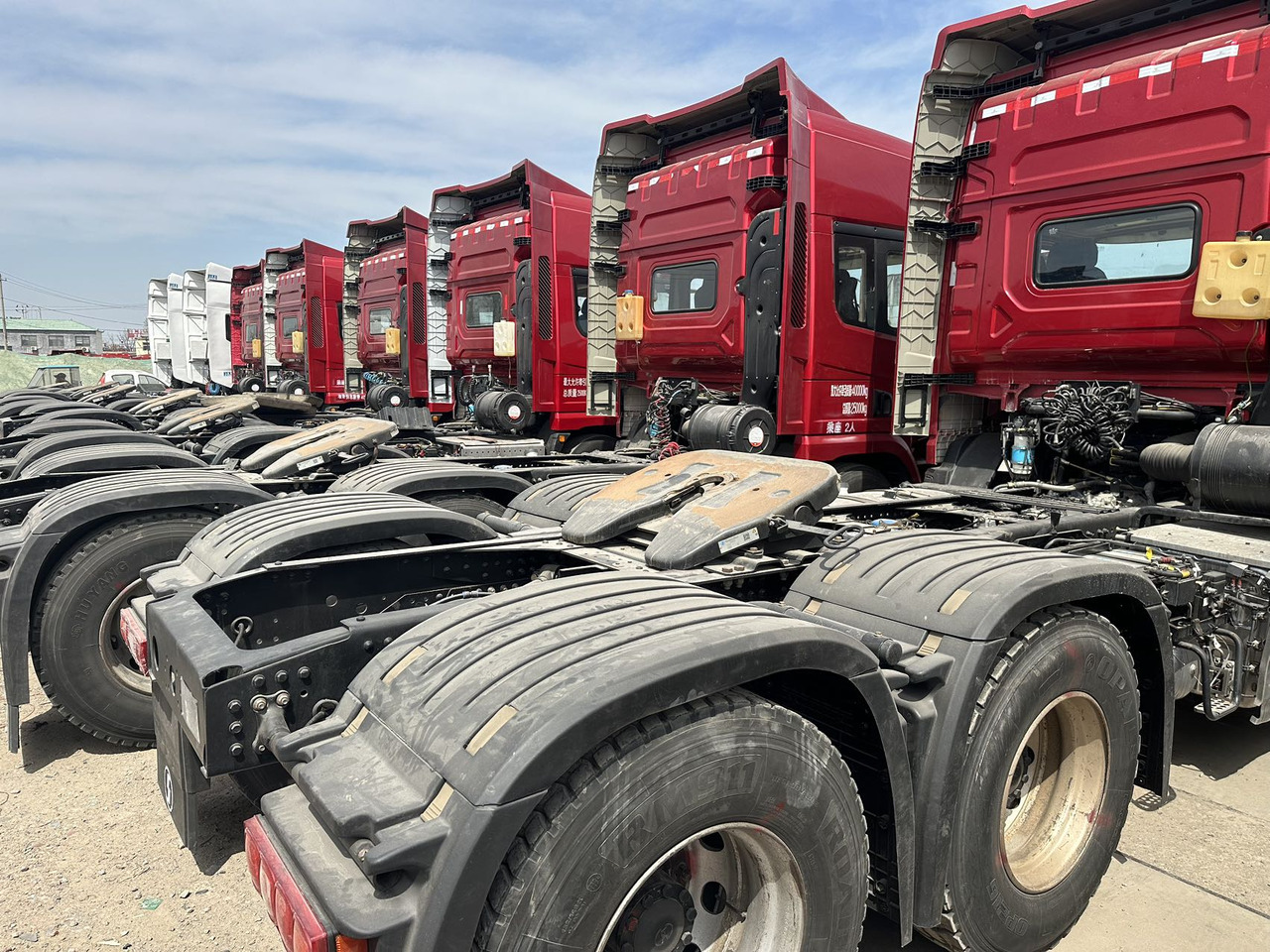 SHACMAN X5000 6x4 - وحدة جر: صورة 2 SHACMAN X5000 6x4 - وحدة جر: صورة 2