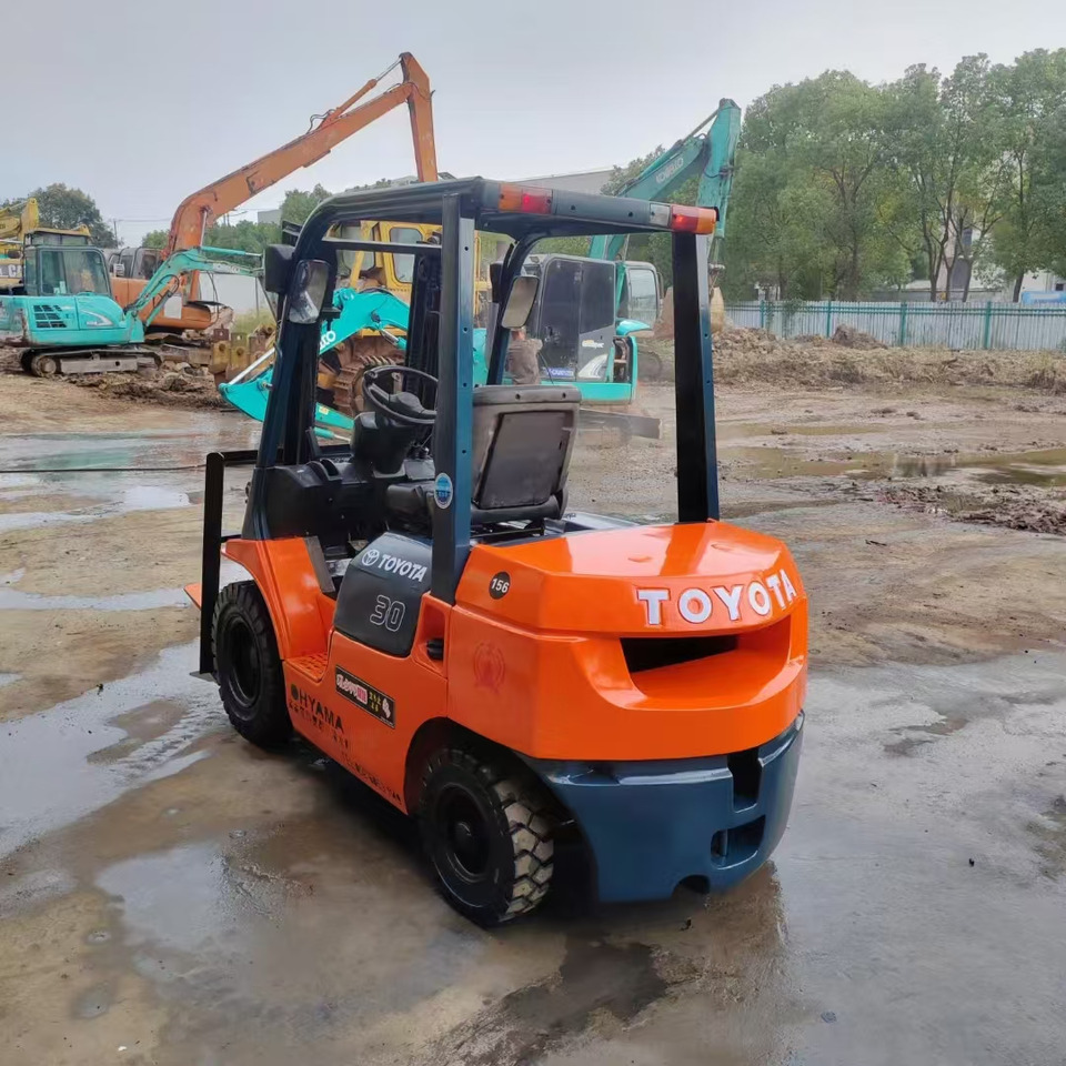 TOYOTA 62-7FD30 - رافعة شوكية ديزل: صورة 5 TOYOTA 62-7FD30 - رافعة شوكية ديزل: صورة 5