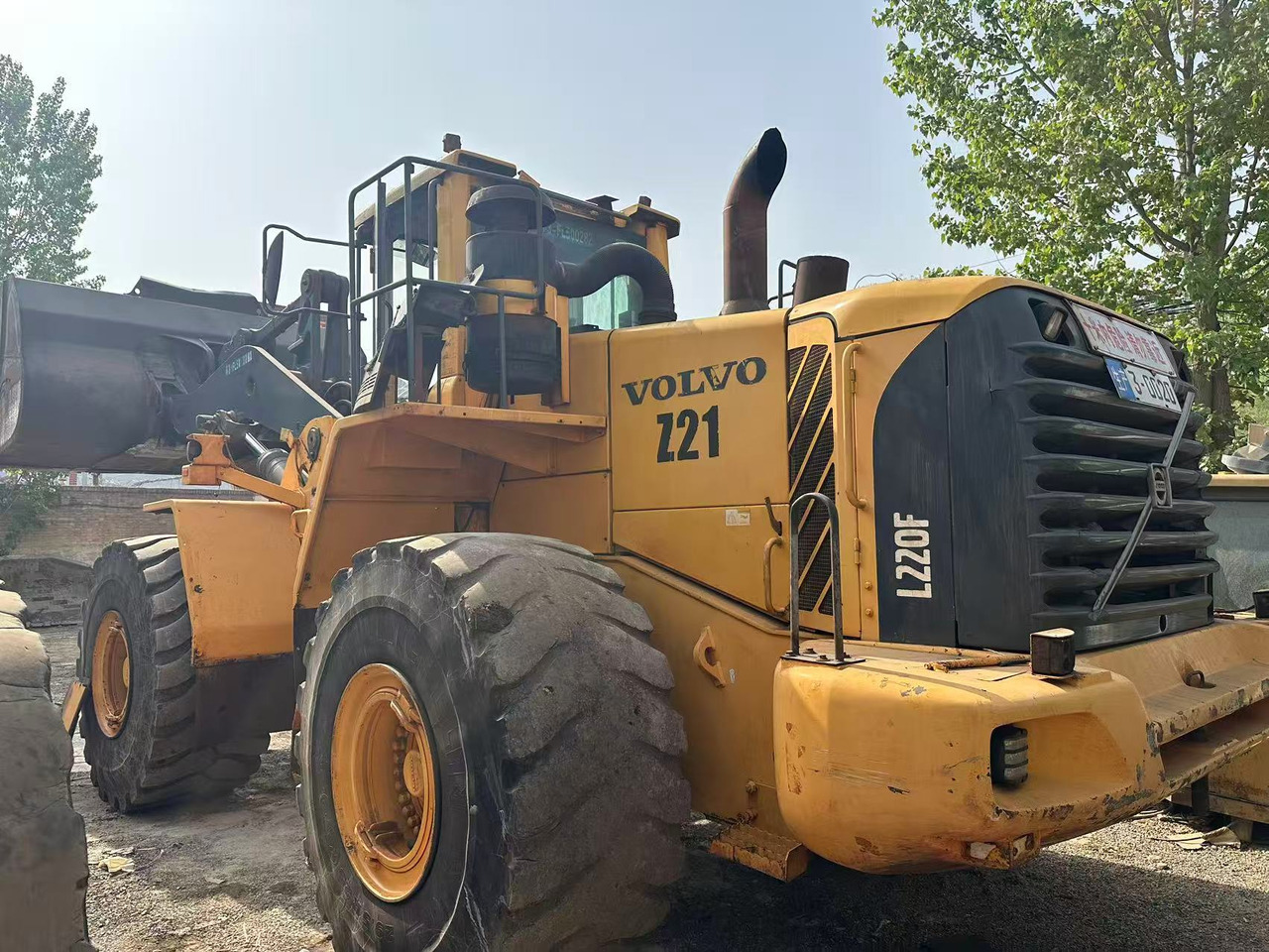 VOLVO L220F - اللودر بعجل: صورة 2 VOLVO L220F - اللودر بعجل: صورة 2