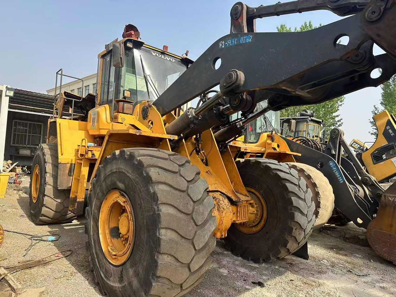 VOLVO L220F - اللودر بعجل: صورة 3 VOLVO L220F - اللودر بعجل: صورة 3