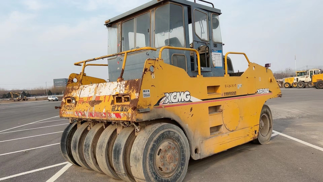 XCMG XP301 - مدحلة اسفلت: صورة 2 XCMG XP301 - مدحلة اسفلت: صورة 2