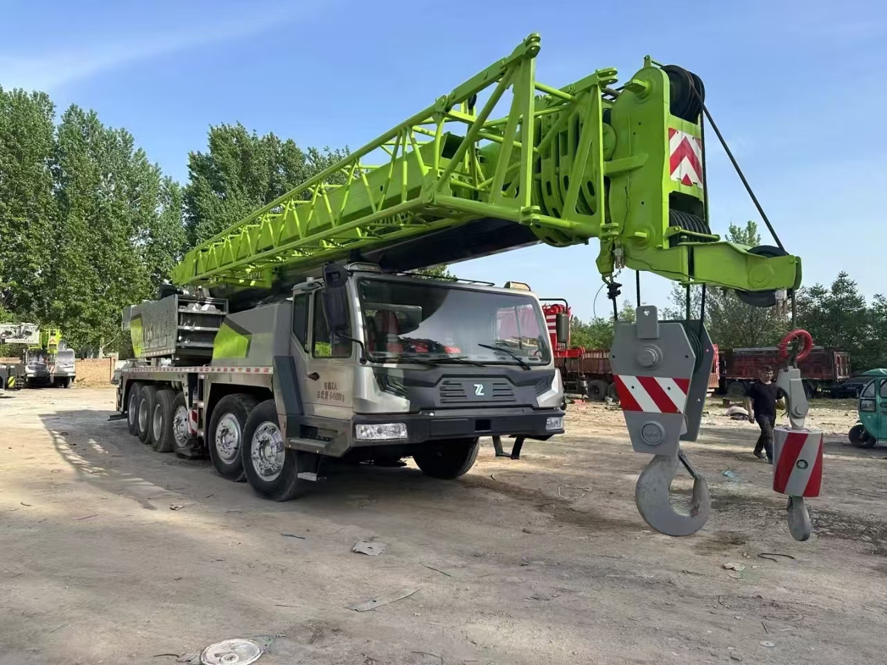 ZOOMLION ZTC1000V - موبايل كرين: صورة 1 ZOOMLION ZTC1000V - موبايل كرين: صورة 1