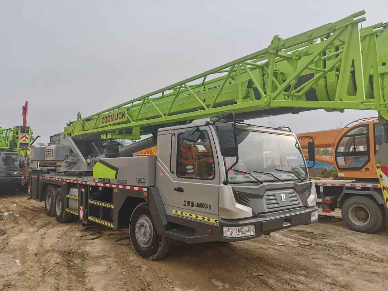 ZOOMLION ZTC350H - موبايل كرين: صورة 2 ZOOMLION ZTC350H - موبايل كرين: صورة 2