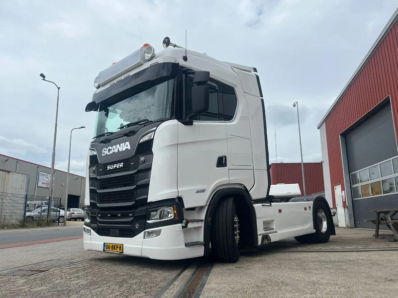 Scania S520 S 520 v8 - وحدة جر: صورة 2 Scania S520 S 520 v8 - وحدة جر: صورة 2