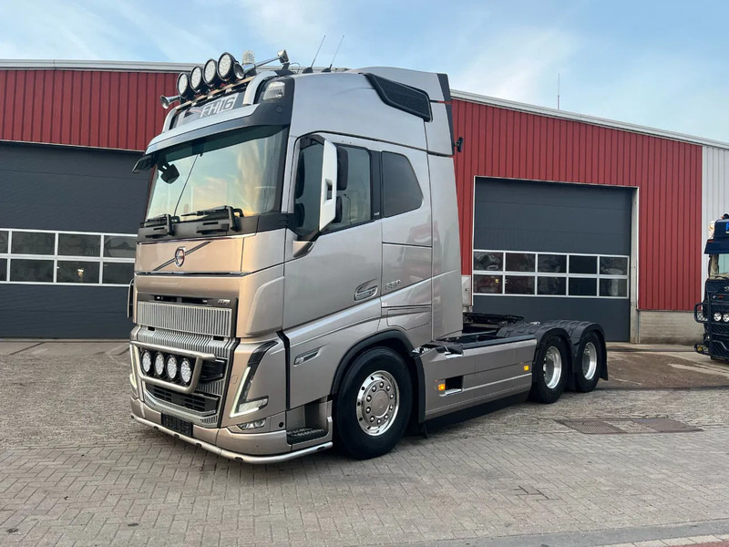 Volvo FH 16.650 FH16 6x4 - وحدة جر: صورة 1 Volvo FH 16.650 FH16 6x4 - وحدة جر: صورة 1