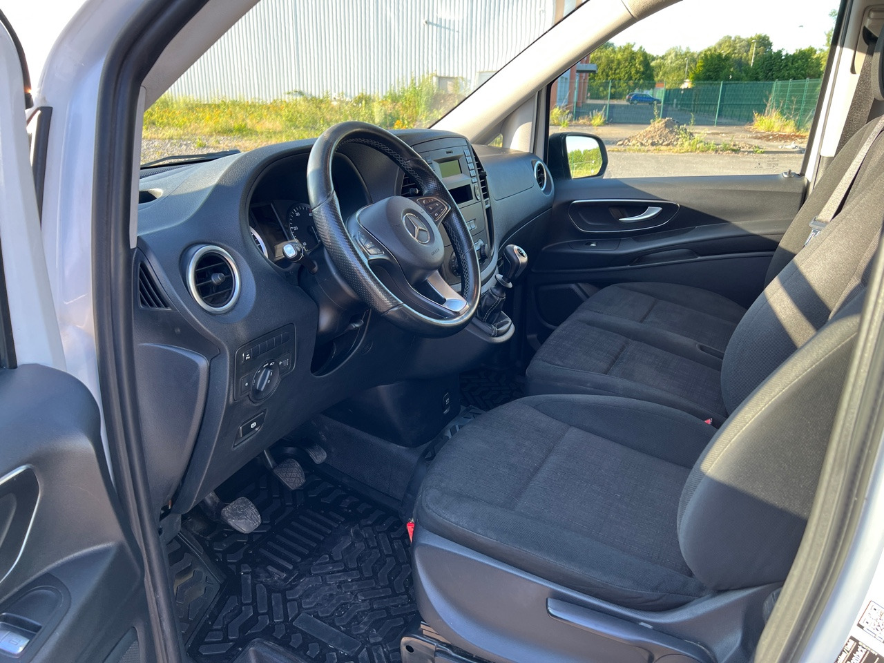 MERCEDES-BENZ VITO 109 Fourgon 1.6 BlueTEC Long Utilitaire - فان: صورة 3 MERCEDES-BENZ VITO 109 Fourgon 1.6 BlueTEC Long Utilitaire - فان: صورة 3
