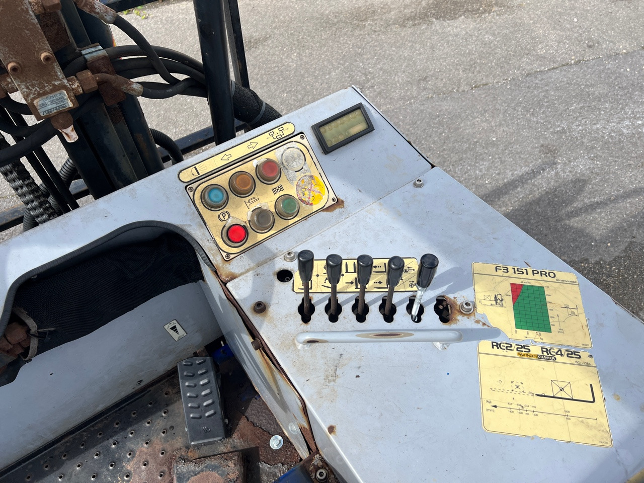 PALFINGER CRAYLER PALFINGER CRAYLER F3 151 - رافعة شوكية مثبتة على شاحنة: صورة 3 PALFINGER CRAYLER PALFINGER CRAYLER F3 151 - رافعة شوكية مثبتة على شاحنة: صورة 3