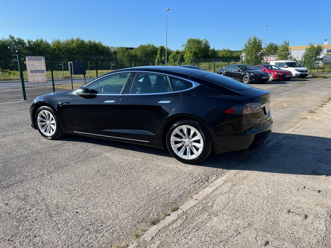 TESLA Model S 75D – PANO – Phase 2 - سيدان: صورة 2 TESLA Model S 75D – PANO – Phase 2 - سيدان: صورة 2