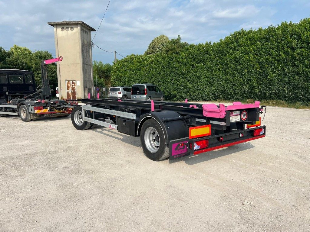 ATLAS RIMORCHIO ATLAS SCARRABILE - مقطورة هوك ليفت/ لود لوجر: صورة 1 ATLAS RIMORCHIO ATLAS SCARRABILE - مقطورة هوك ليفت/ لود لوجر: صورة 1