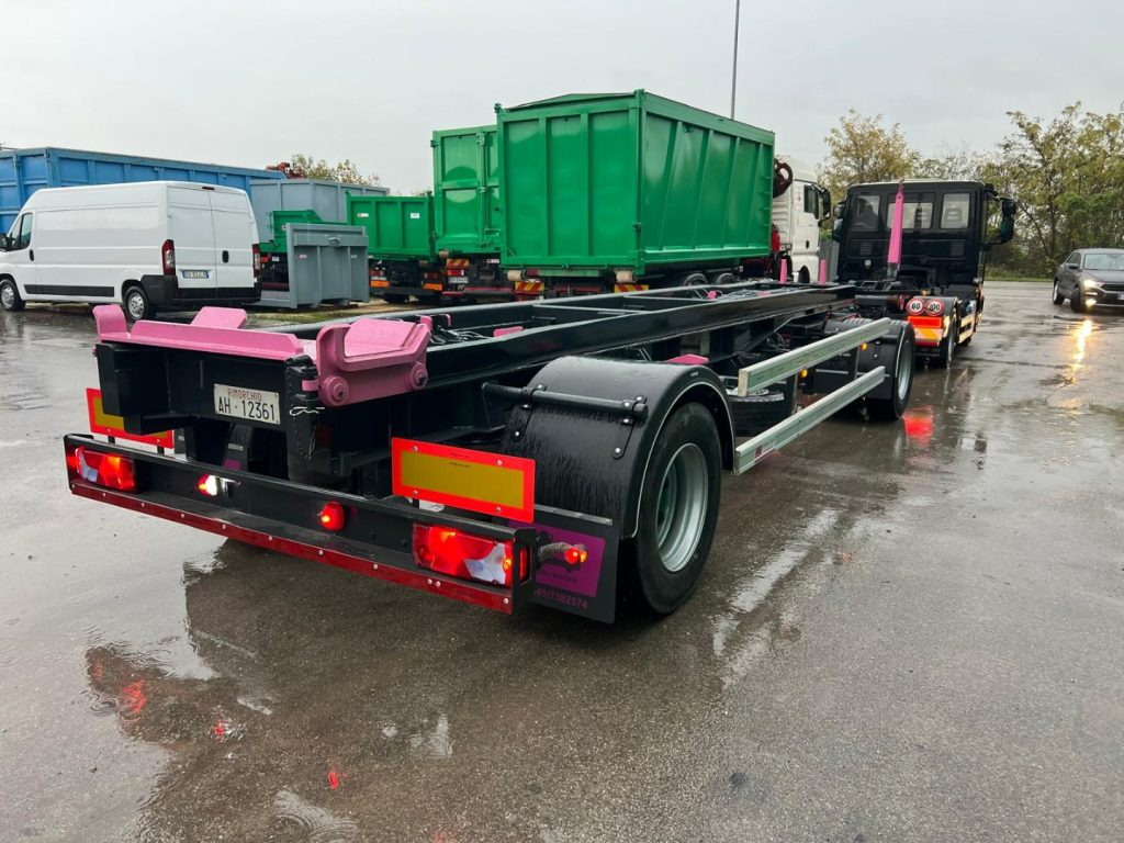 ATLAS RIMORCHIO ATLAS SCARRABILE - مقطورة هوك ليفت/ لود لوجر: صورة 2 ATLAS RIMORCHIO ATLAS SCARRABILE - مقطورة هوك ليفت/ لود لوجر: صورة 2