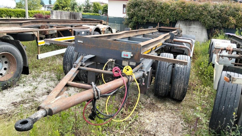 CARDI RIMORCHIO CARDI SCARRABILE PNEUMATICO - مقطورة هوك ليفت/ لود لوجر: صورة 1 CARDI RIMORCHIO CARDI SCARRABILE PNEUMATICO - مقطورة هوك ليفت/ لود لوجر: صورة 1