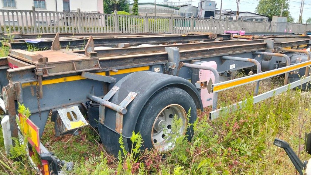 CARDI RIMORCHIO CARDI SCARRABILE PNEUMATICO - مقطورة هوك ليفت/ لود لوجر: صورة 3 CARDI RIMORCHIO CARDI SCARRABILE PNEUMATICO - مقطورة هوك ليفت/ لود لوجر: صورة 3