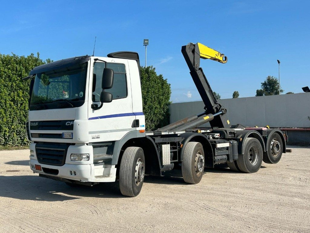DAF CF85 SCARRABILE - شاحنة ذات خطاف: صورة 1 DAF CF85 SCARRABILE - شاحنة ذات خطاف: صورة 1