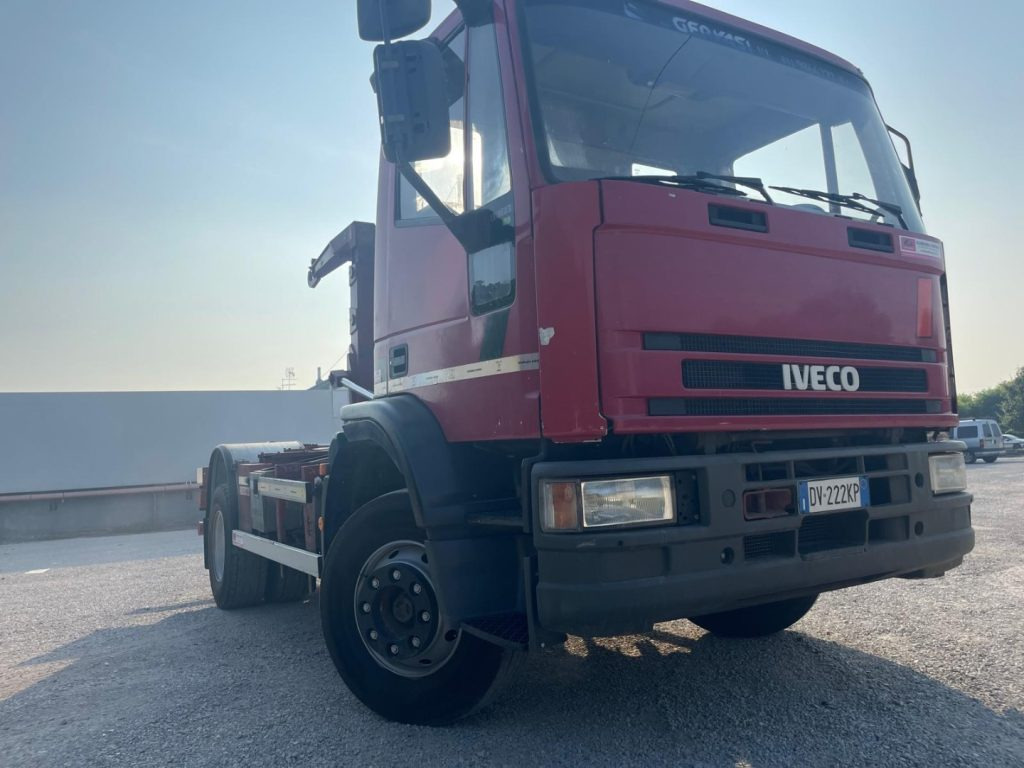 FIAT IVECO EUROCARGO 150E23 - شاحنة ذات خطاف: صورة 2 FIAT IVECO EUROCARGO 150E23 - شاحنة ذات خطاف: صورة 2
