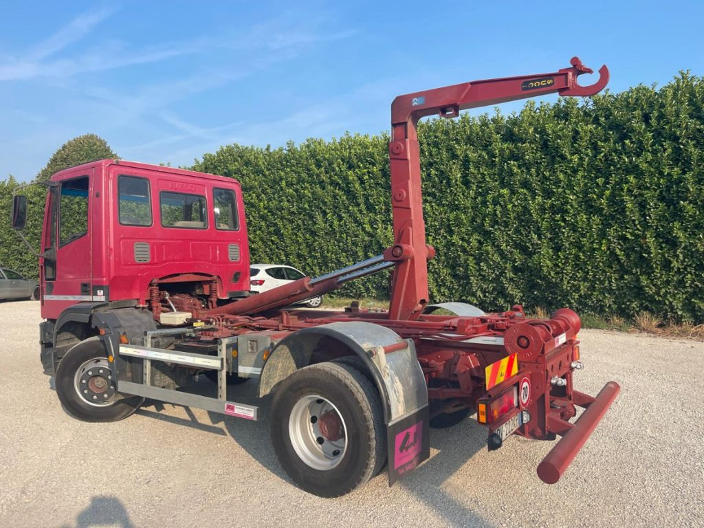 FIAT IVECO EUROCARGO 150E23 - شاحنة ذات خطاف: صورة 5 FIAT IVECO EUROCARGO 150E23 - شاحنة ذات خطاف: صورة 5