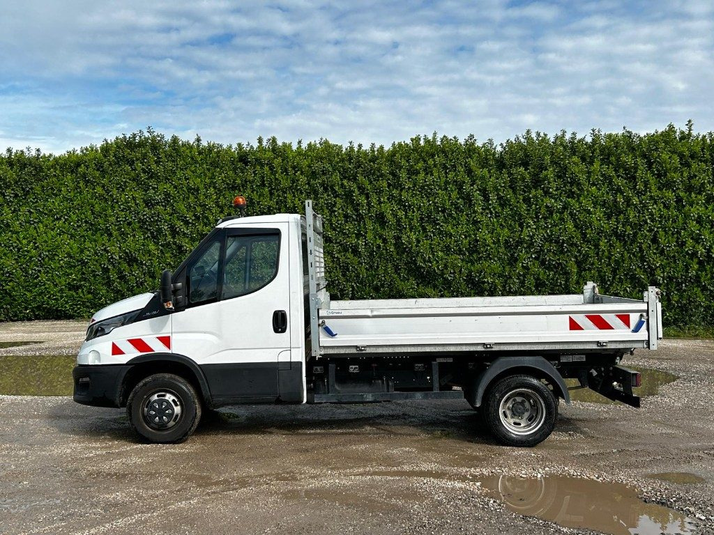 IVECO DAILY 35.140 RIBALTABILE - قلاب صغير: صورة 5 IVECO DAILY 35.140 RIBALTABILE - قلاب صغير: صورة 5