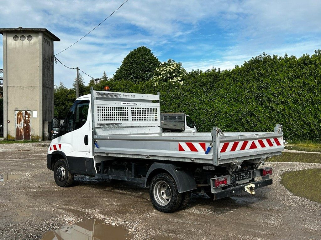 IVECO DAILY 35.140 RIBALTABILE - قلاب صغير: صورة 3 IVECO DAILY 35.140 RIBALTABILE - قلاب صغير: صورة 3