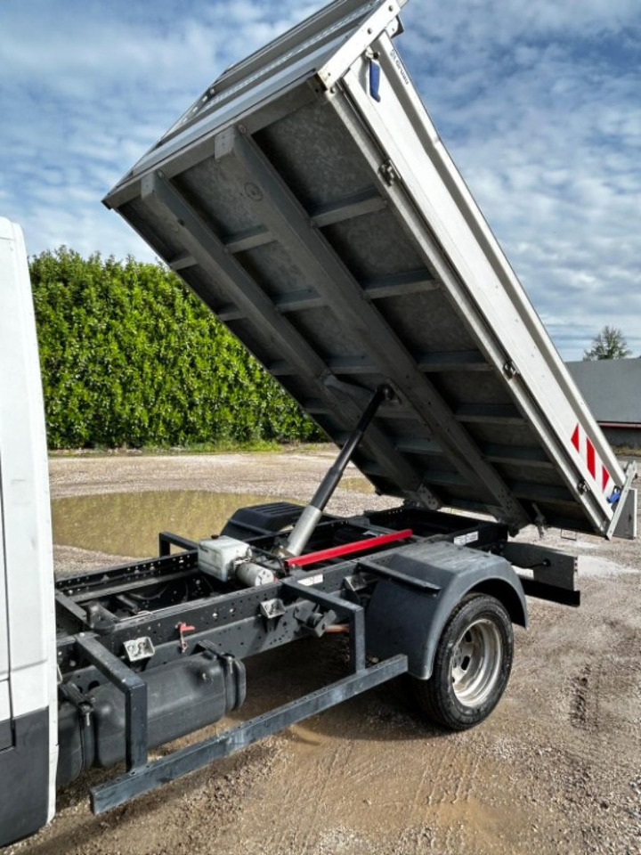 قلاب صغير IVECO DAILY 35.140 RIBALTABILE: صورة 16 قلاب صغير IVECO DAILY 35.140 RIBALTABILE: صورة 16