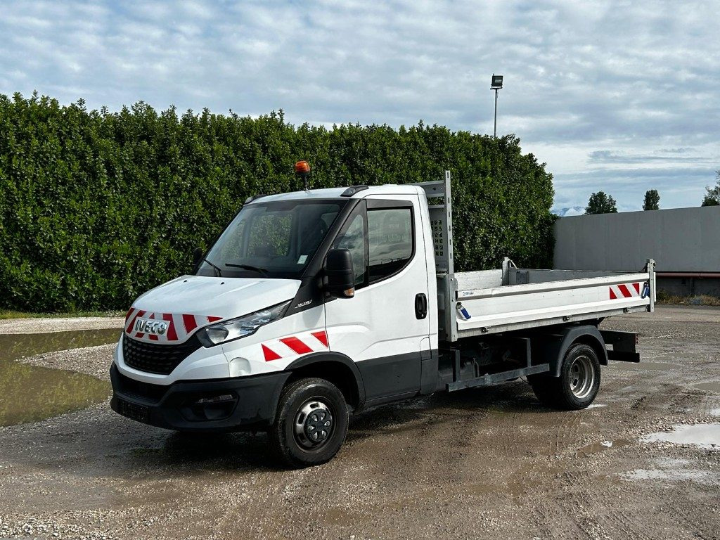 IVECO DAILY 35.140 RIBALTABILE - قلاب صغير: صورة 1 IVECO DAILY 35.140 RIBALTABILE - قلاب صغير: صورة 1