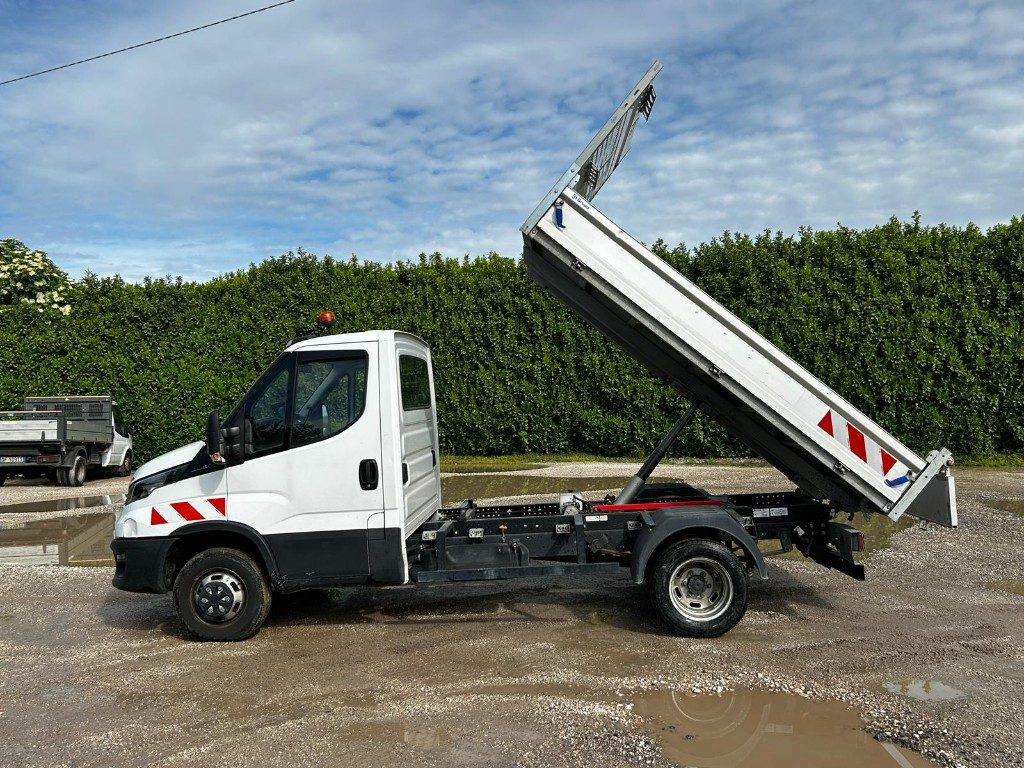 قلاب صغير IVECO DAILY 35.140 RIBALTABILE: صورة 12 قلاب صغير IVECO DAILY 35.140 RIBALTABILE: صورة 12