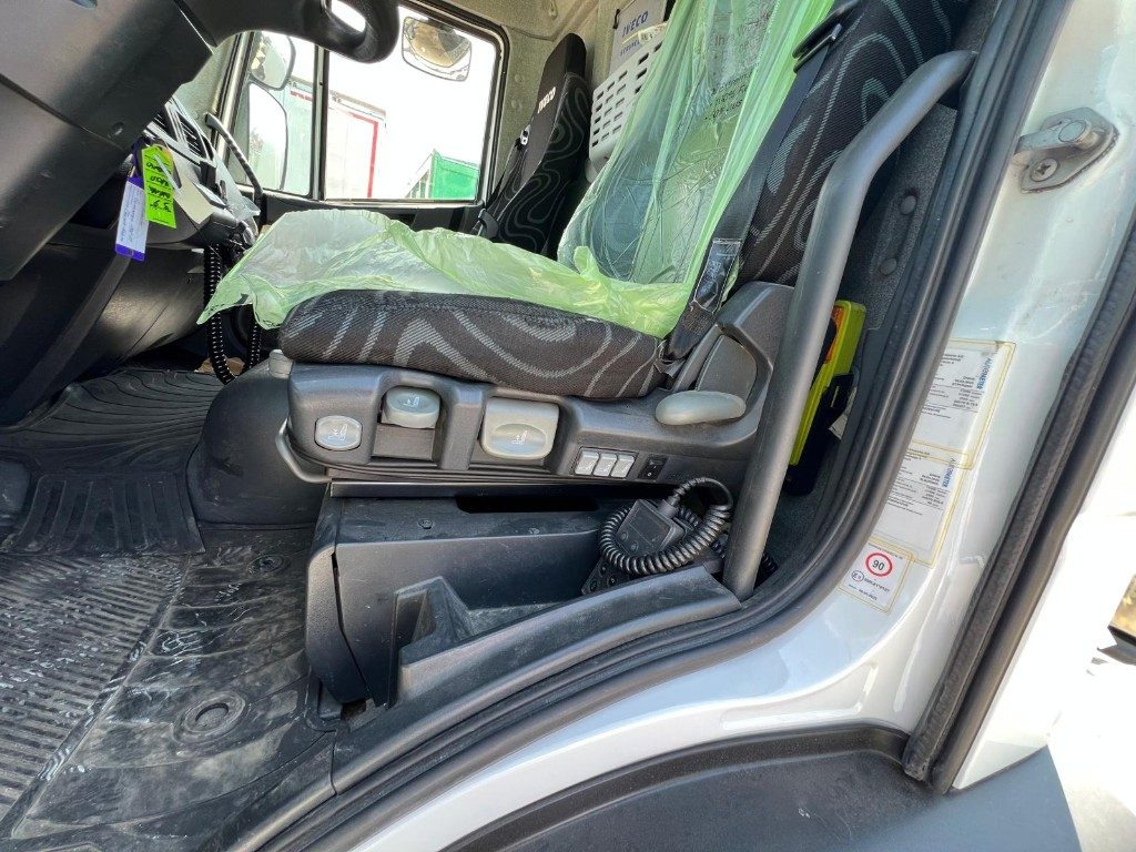 شاحنة ذات خطاف IVECO EUROCARGO 120E28 CON SCARRABILE NUOVO: صورة 14