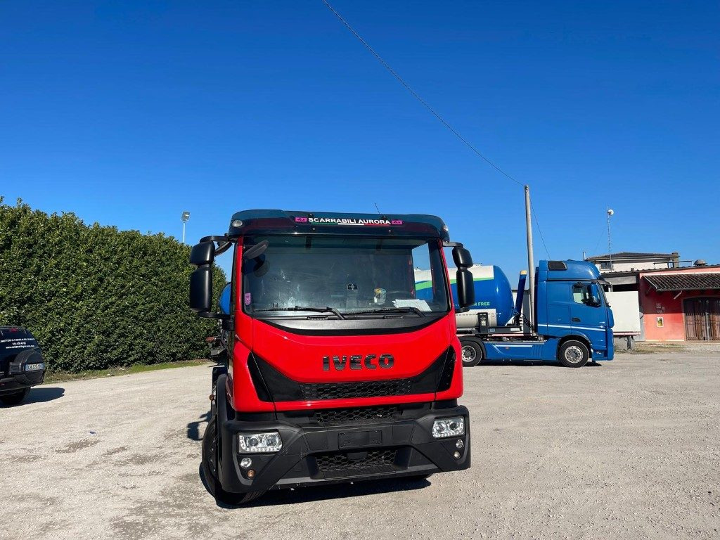 IVECO EUROCARGO 160E USATO SCARRABILE - شاحنة ذات خطاف: صورة 4 IVECO EUROCARGO 160E USATO SCARRABILE - شاحنة ذات خطاف: صورة 4