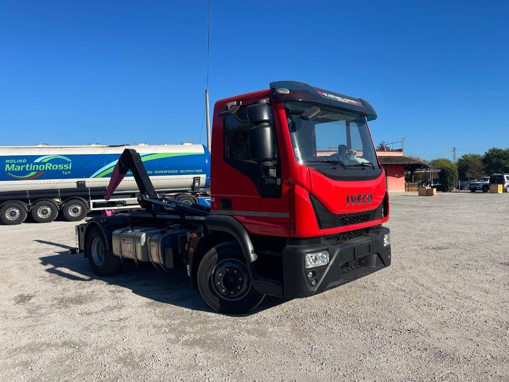 IVECO EUROCARGO 160E USATO SCARRABILE - شاحنة ذات خطاف: صورة 2 IVECO EUROCARGO 160E USATO SCARRABILE - شاحنة ذات خطاف: صورة 2