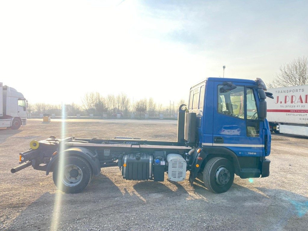 شاحنة ذات خطاف IVECO EUROCARGO 75E18 SCARRABILE: صورة 7