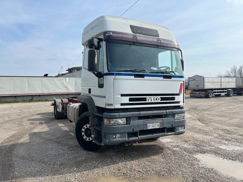 IVECO EUROTECH 190E38 A TELAIO - شاحنة هيكل كابينة: صورة 3 IVECO EUROTECH 190E38 A TELAIO - شاحنة هيكل كابينة: صورة 3