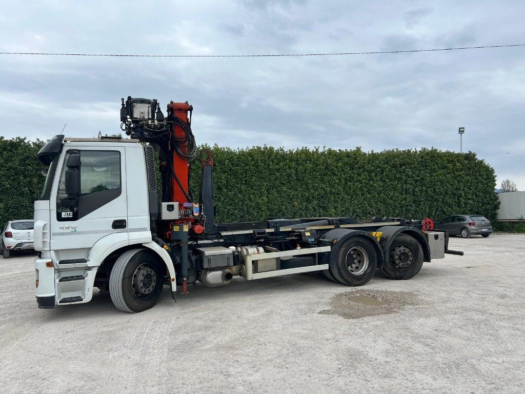 IVECO STRALIS 260E45 SCARRABILE - شاحنة ذات خطاف: صورة 2 IVECO STRALIS 260E45 SCARRABILE - شاحنة ذات خطاف: صورة 2