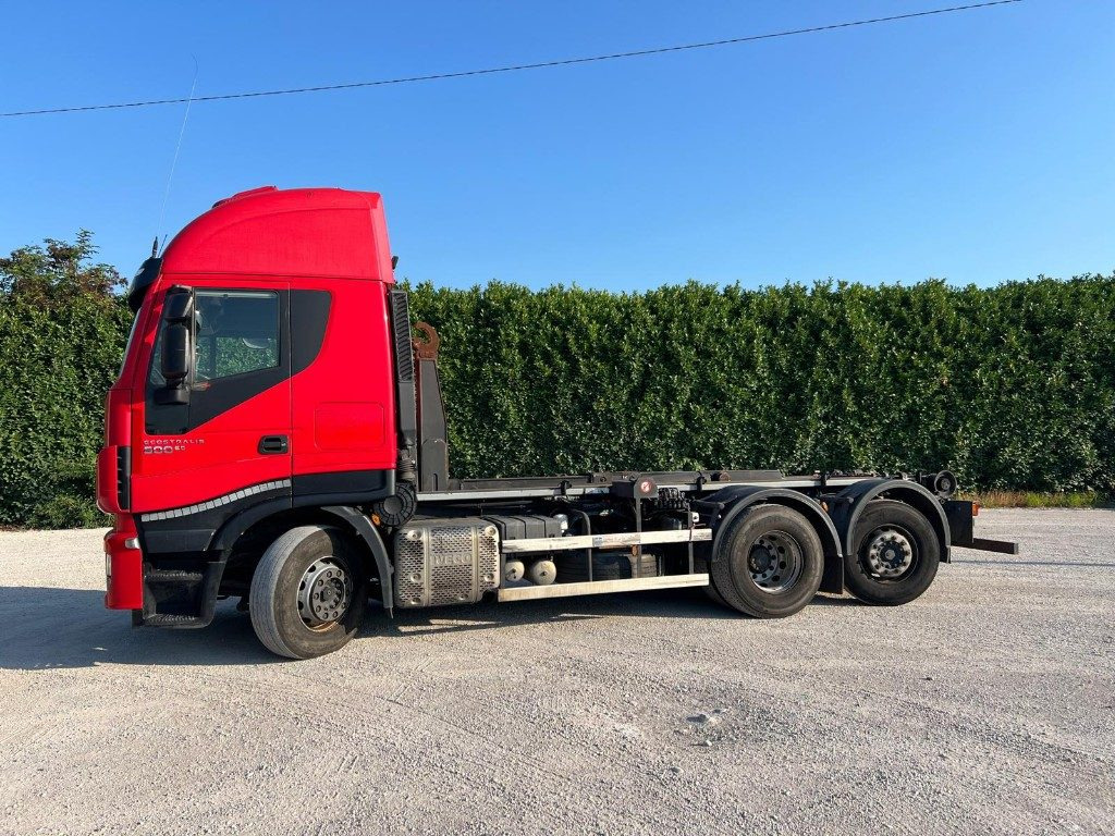 IVECO STRALIS 500 SCARRABILE - شاحنة ذات خطاف: صورة 3 IVECO STRALIS 500 SCARRABILE - شاحنة ذات خطاف: صورة 3