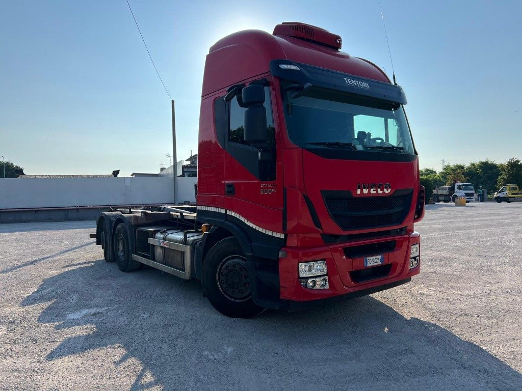 IVECO STRALIS 500 SCARRABILE - شاحنة ذات خطاف: صورة 2 IVECO STRALIS 500 SCARRABILE - شاحنة ذات خطاف: صورة 2