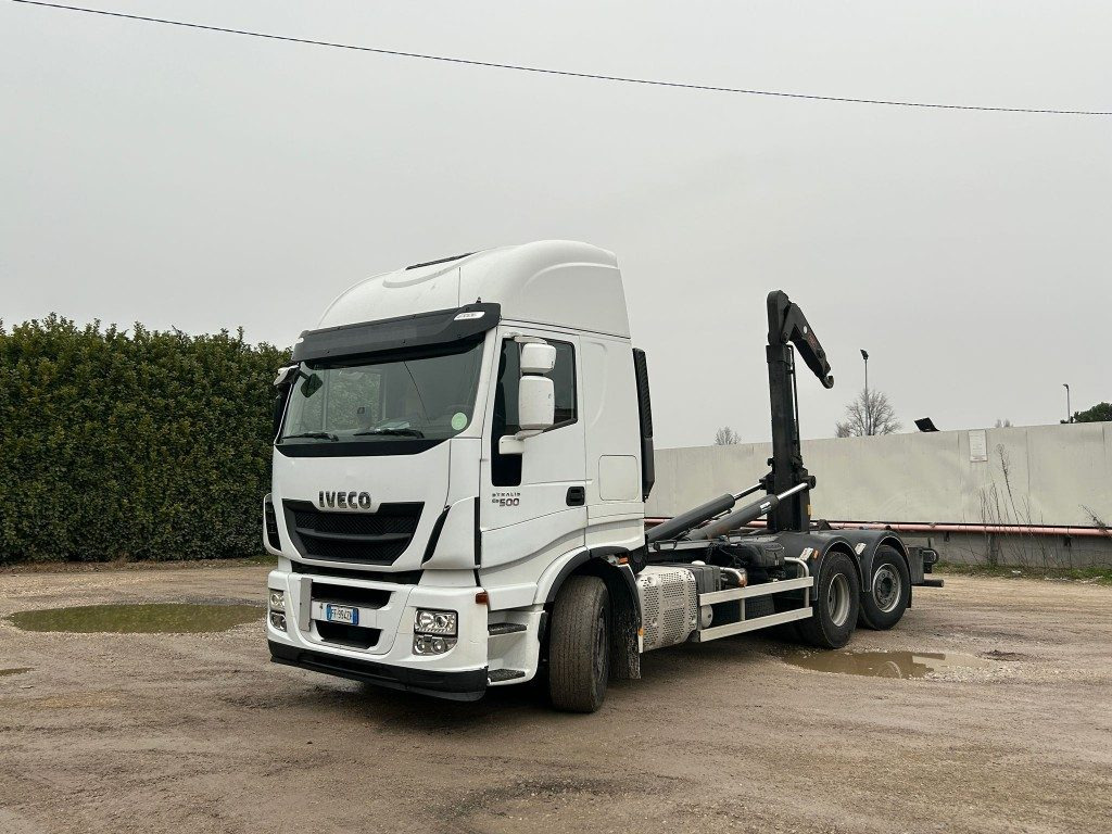 IVECO STRALIS 500 USATO SCARRABILE - شاحنة ذات خطاف: صورة 1 IVECO STRALIS 500 USATO SCARRABILE - شاحنة ذات خطاف: صورة 1