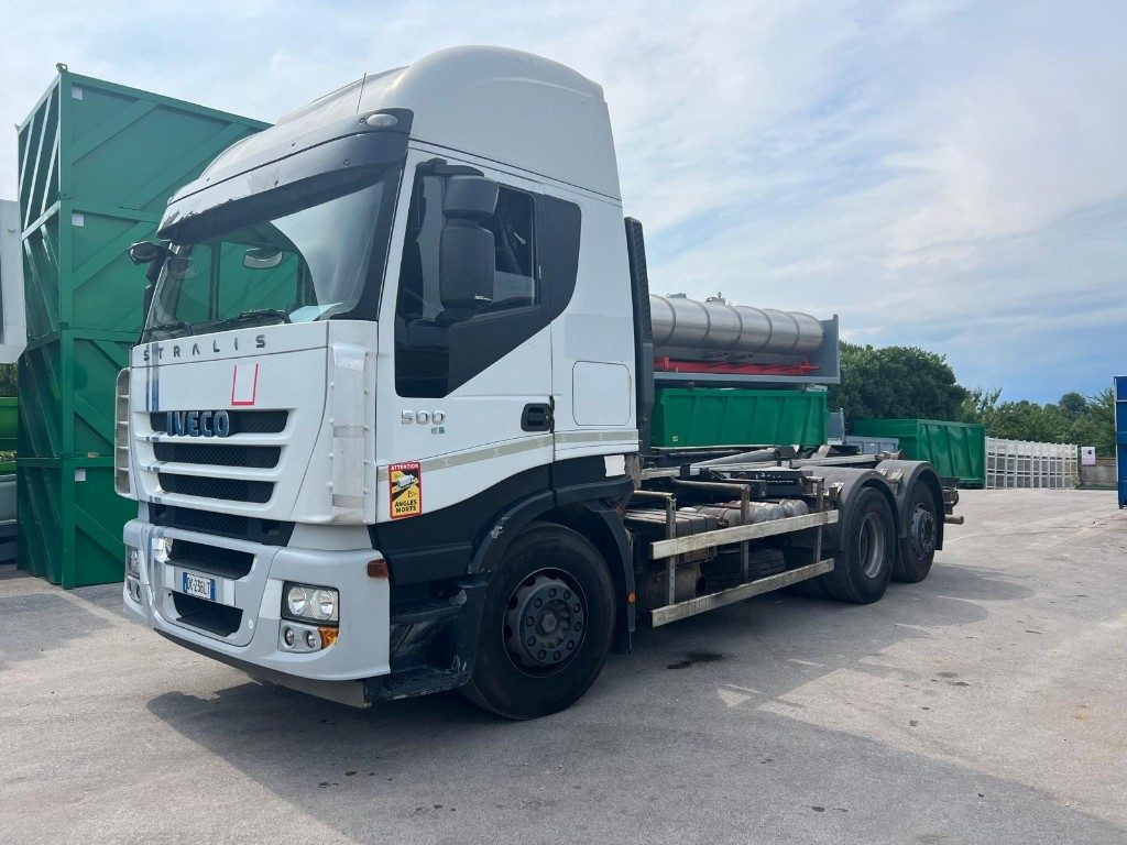 IVECO STRALIS AS260S 50Y SCARRABILE - شاحنة ذات خطاف: صورة 2 IVECO STRALIS AS260S 50Y SCARRABILE - شاحنة ذات خطاف: صورة 2