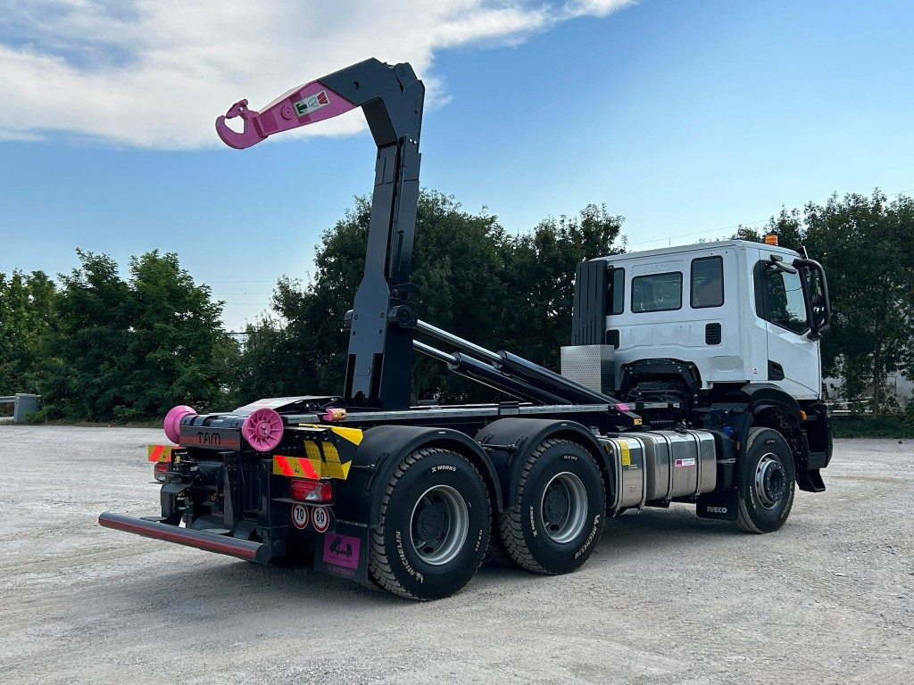 IVECO TRAKKER T-WAY AD380T NUOVO SCARRABILE - شاحنة ذات خطاف: صورة 5 IVECO TRAKKER T-WAY AD380T NUOVO SCARRABILE - شاحنة ذات خطاف: صورة 5