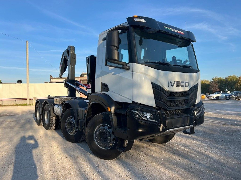 IVECO TRAKKER T-WAY AD500 NUOVO SCARRABILE - شاحنة ذات خطاف: صورة 3 IVECO TRAKKER T-WAY AD500 NUOVO SCARRABILE - شاحنة ذات خطاف: صورة 3