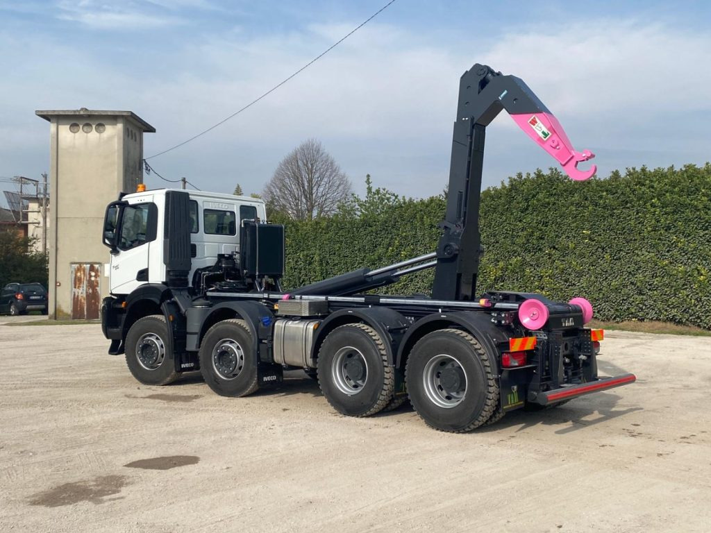 IVECO TRAKKER T-WAY AD510 NUOVO SCARRABILE - شاحنة ذات خطاف: صورة 5 IVECO TRAKKER T-WAY AD510 NUOVO SCARRABILE - شاحنة ذات خطاف: صورة 5