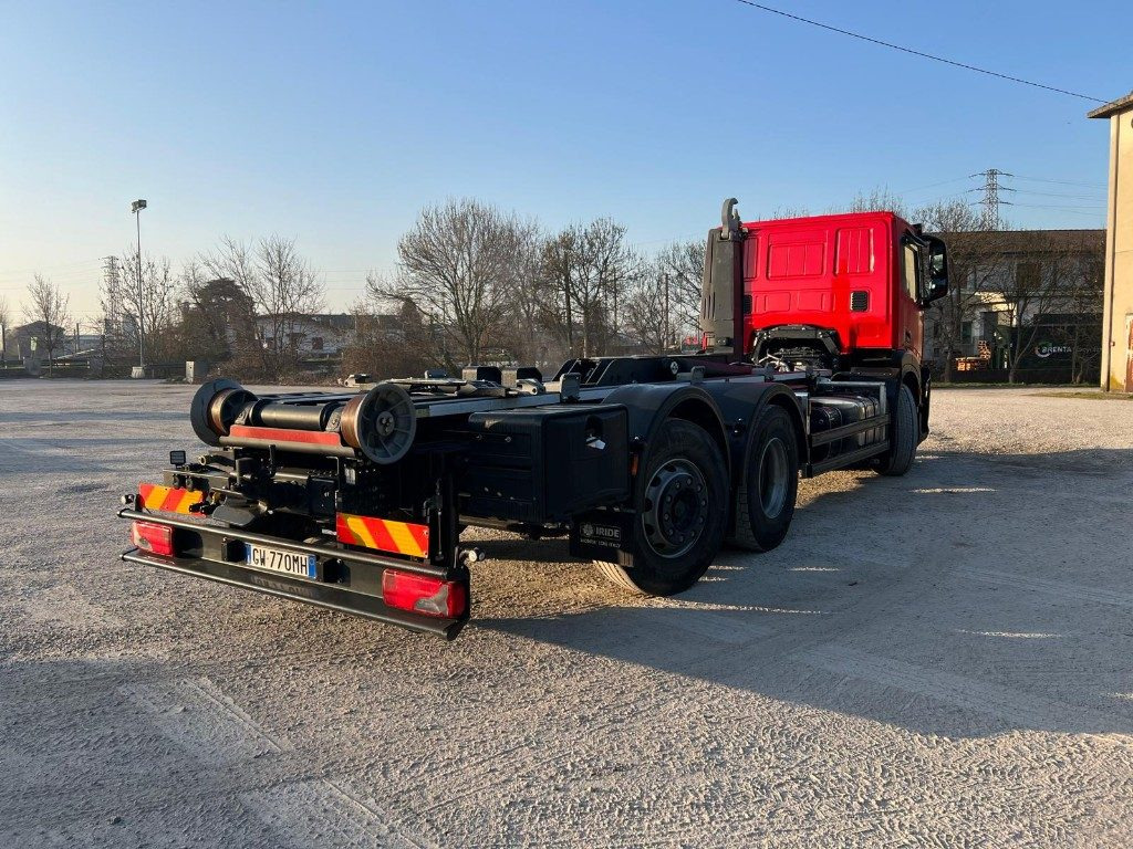 IVECO X-WAY AD260 NUOVO TARGATO SCARRABILE - شاحنة ذات خطاف: صورة 4 IVECO X-WAY AD260 NUOVO TARGATO SCARRABILE - شاحنة ذات خطاف: صورة 4