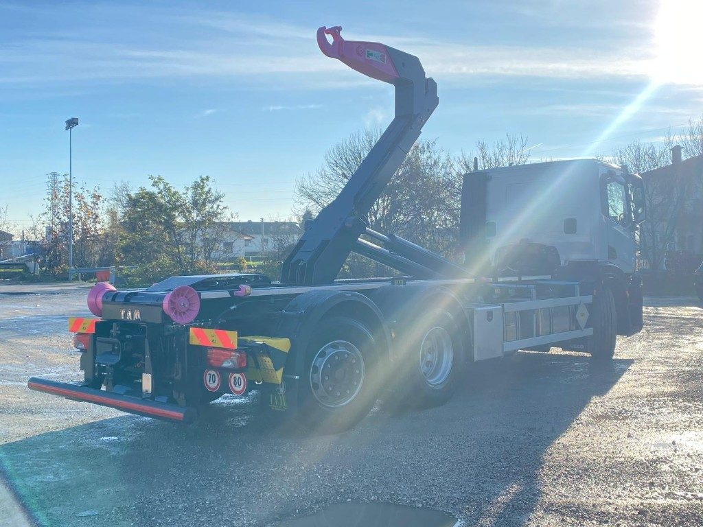 IVECO X-WAY AD280X48 NUOVO SCARRABILE PASSO 4500 - شاحنة ذات خطاف: صورة 5 IVECO X-WAY AD280X48 NUOVO SCARRABILE PASSO 4500 - شاحنة ذات خطاف: صورة 5