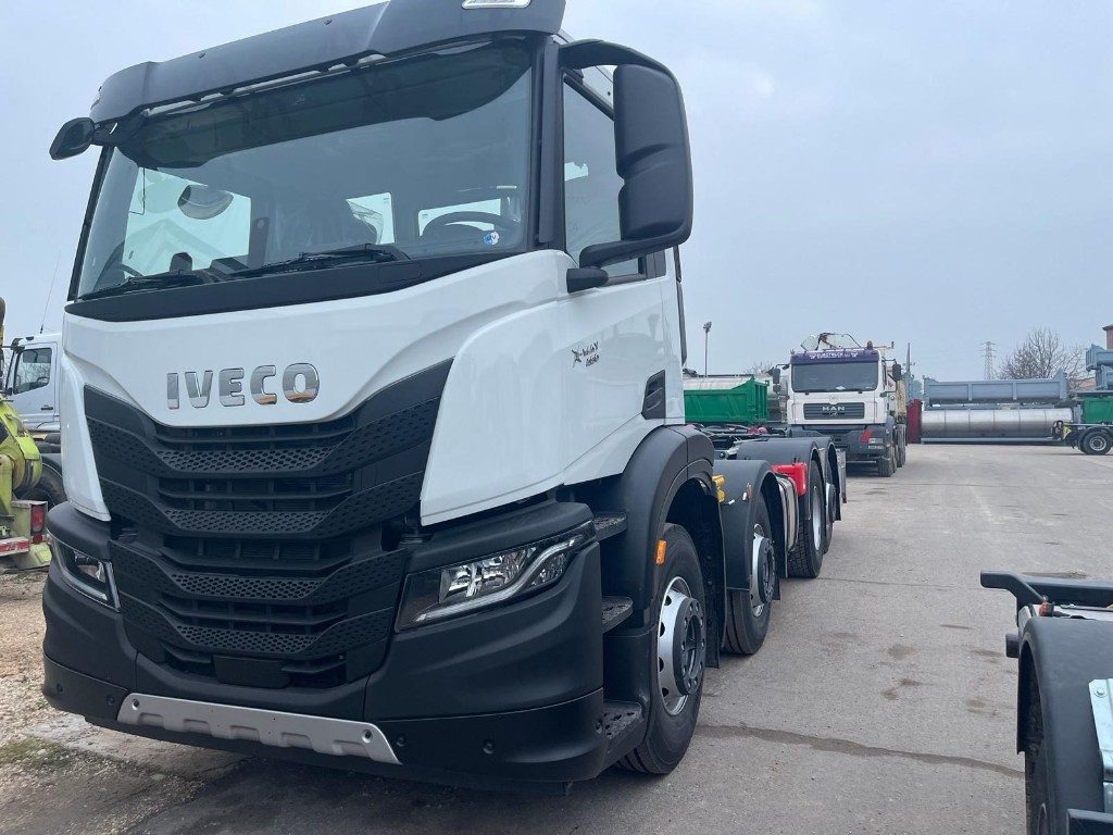 IVECO X-WAY AD350X480YPS SCARRABILE NUOVO - شاحنة ذات خطاف: صورة 2 IVECO X-WAY AD350X480YPS SCARRABILE NUOVO - شاحنة ذات خطاف: صورة 2